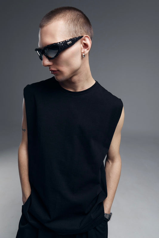 Sleeveless [black]