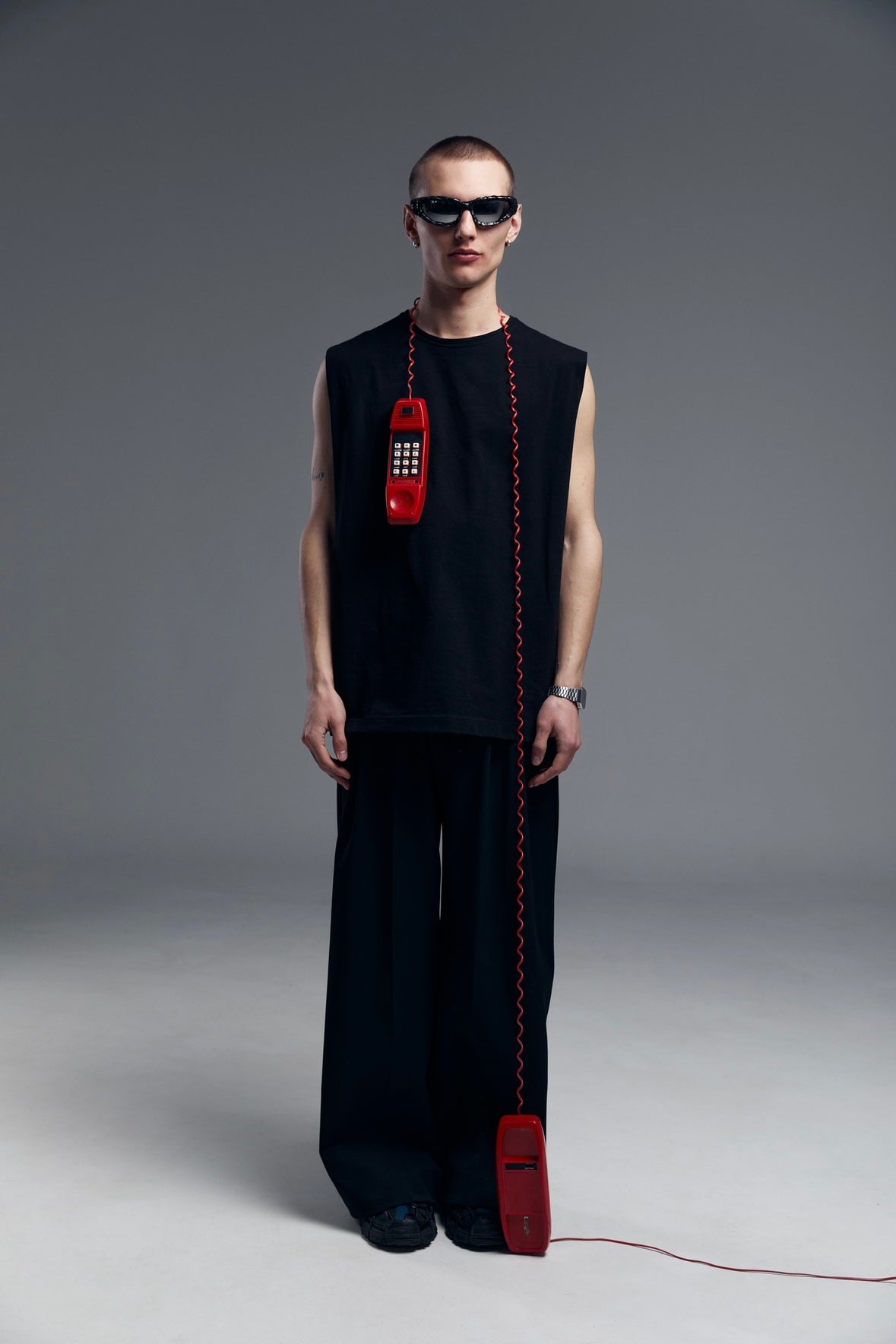 Sleeveless [black]